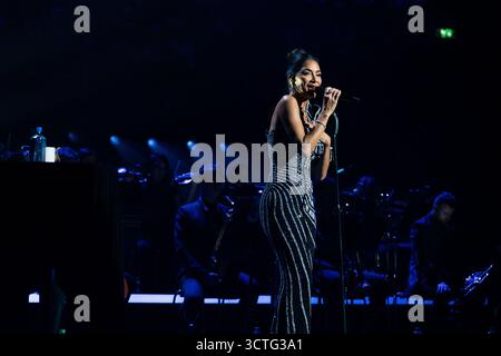 Londres, Royaume-Uni. 06 octobre 2025. Nicole Scherzinger se produit au Royal Albert Hall. (Photo de Lounis Tiar/SOPA images/SIPA USA) crédit : SIPA USA/Alamy Live News Banque D'Images