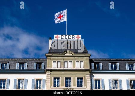 Le siège du Comité international de la Croix-Rouge (CICR) à Genève, Suisse, le 6 octobre 2025. Banque D'Images