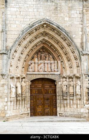 Iglesia de San Esteban, museo del retablo, en Burgos Banque D'Images