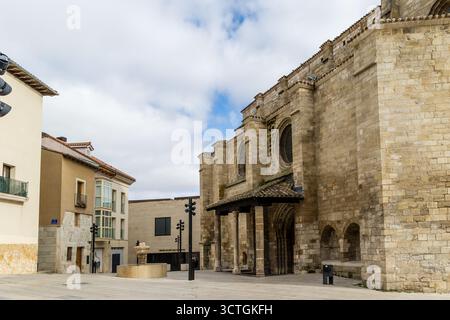Iglesia de San Esteban, museo del retablo, en Burgos Banque D'Images