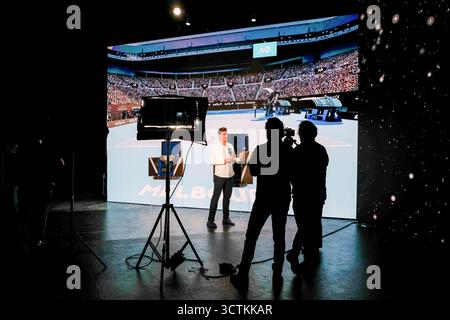 Melbourne, Australie. 07 octobre 2025. Mark Philippoussis donne une interview à l'événement de lancement de l'Open d'Australie 2026. Crédit : SOPA images Limited/Alamy Live News Banque D'Images