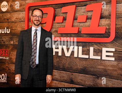 Nashville, États-Unis. 07 octobre 2025. Le maire de Nashville, Freddie O'Connell, arrive à l'événement « 9-1-1 : Nashville » qui s'est tenu à PROOF Rooftop à W Nashville le 7 octobre 2025 à Nashville, TN © Tammie Arroyo/AFF-USA.com crédit : AFF/Alamy Live News Banque D'Images