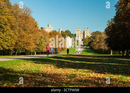 La longue marche à Windsor, Berkshire, Angleterre. Banque D'Images