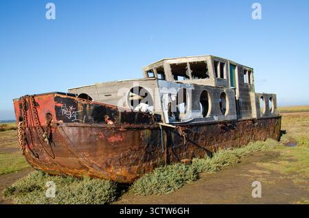 Rouillée vieux bateau Banque D'Images
