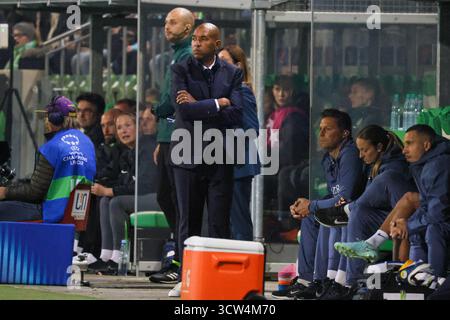 Wolfsburg, Deutschland. 08 octobre 2025. Wolfsburg, Allemagne 08. Oktober 2025 : Champions League - Frauen - 2025/2026 - VfL Wolfsburg vs. Paris Saint-Germain Im Bild : Credit : dpa/Alamy Live News Banque D'Images