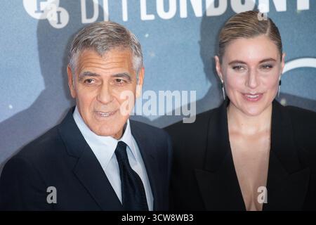 Londres, Royaume-Uni. 10 octobre 2025. Sur la photo : George Clooney et Greta Gerwig assistent au Gala des gros titres 'Jay Kelly' au 69e Festival du film de Londres BFI au Royal Festival Hall, Southbank. Crédit : Justin Ng/Alamy Live News Banque D'Images