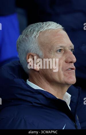 Paris, France. 10 octobre 2025. Le Français Didier Deschamps lors du match qualificatif de la Coupe du monde de football 2026, France vs Azerbaïdjan au stade du Parc des Princes, Paris, France le 10 octobre 2025. Photo de Henri Szwarc/ABACAPRESS.COM crédit : Abaca Press/Alamy Live News Banque D'Images