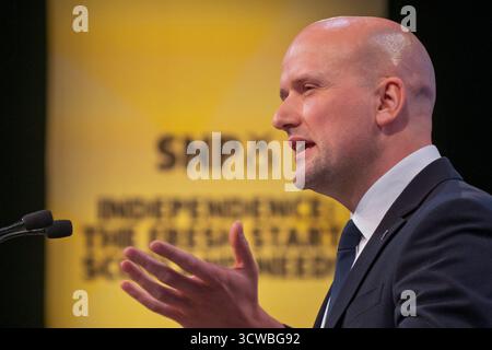 Aberdeen, Écosse, Royaume-Uni. 11 octobre 2025. Premier jour de la conférence annuelle SNP à Aberdeen, Écosse. Pic : le député Steven Flynn prononce un discours d'ouverture à la conférence. Iain Masterton/Alamy Live News. Banque D'Images