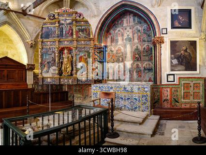 Salamanque, Espagne - 4 mars 2025 : œuvres d'art Religous exposées à la cathédrale de Salamanque Banque D'Images