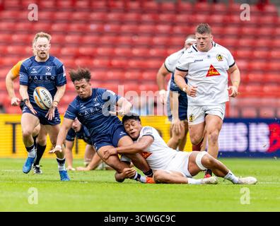 Benjamin Elizalde de Bristol Bear attaqué par Greg Fisilau Gallagher Prem Rugby match du chef d'Exeter à Ashton Gate, Bristol Bristol Bears v Exeter Chiefs Ashton Gate Stadium Bristol Martin Edwards/Alamy Live News Saturday11,octobre,2025Ashton Gate Stadium,Copyright Martin Edwards tous droits réservés. Image protégée par les lois internationales sur les droits d'auteur crédit : Martin Edwards/Alamy Live News Banque D'Images