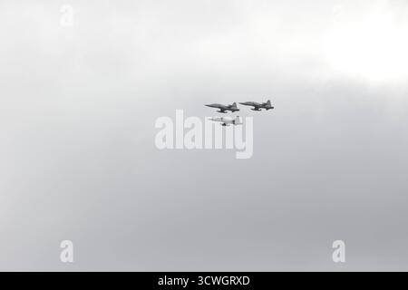 Madrid, Madrid, Espagne. 12 octobre 2025. Avions pendant le défilé aérien des forces armées pour la fête nationale de l'Espagne (Columbus Day) à Madrid, Espagne. (Crédit image : © Alvaro Laguna/ZUMA Press Wire) USAGE ÉDITORIAL SEULEMENT ! Non destiné à UN USAGE commercial ! Banque D'Images