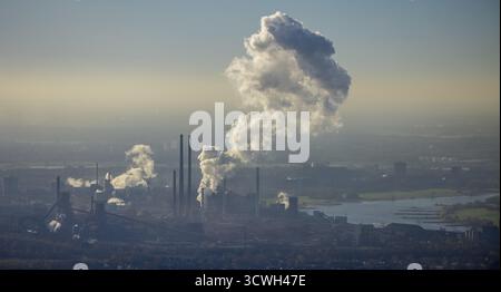 Vue aérienne, aciérie, KW 1 - thyssenkrupp Steel Europe AG - KW 1, thyssenkrupp - KBS - Kokerei Schwelgern, Marxloh, Duisburg, Ruhr area, Rhin du Nord Banque D'Images