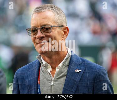 Londres, Royaume-Uni. 12 octobre 2025. Greg Penner, propriétaire et chef de la direction des Broncos de Denver, devant le match NFL des Broncos de Denver @ jets de New York au Tottenham Hotspur Stadium, le deuxième match de la série des Jeux NFL de Londres de cette année. Credit : Stephen Chung / Alamy Live News Banque D'Images