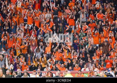 Amsterdam, pays-Bas. 12 octobre 2025. Les fans des pays-Bas lors du match de qualification pour la Coupe du monde de la FIFA 2026 entre les pays-Bas et la Finlande au Johan Cruijff Arena le 12 octobre 2025 à Amsterdam, pays-Bas. (Crédit : Henk Jan Dijks/MTB-photo/Alamy Live News) crédit : MTB photo/Alamy Live News Banque D'Images