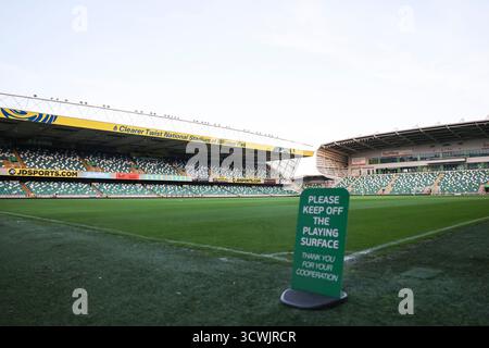 Belfast, Royaume-Uni. 12 octobre 2025. Football : équipe nationale, qualification de Coupe du monde, avant le match à Belfast, stade Windsor Park, conférence de presse Allemagne, vue sur le stade vide Windsor Park. Crédit : Christian Charisius/dpa/Alamy Live News Banque D'Images