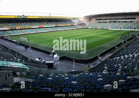 Belfast, Royaume-Uni. 12 octobre 2025. Football : équipe nationale, qualification de Coupe du monde, avant le match à Belfast, stade Windsor Park, conférence de presse Allemagne, vue sur le stade vide Windsor Park. Crédit : Christian Charisius/dpa/Alamy Live News Banque D'Images