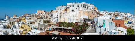 Oia, Santorin panoramique depuis le château d'Oia Banque D'Images