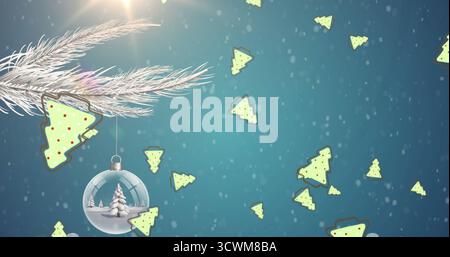 Icônes d'arbre de Noël tombant contre des décorations de noël suspendues sur la branche d'arbre sur fond bleu Banque D'Images