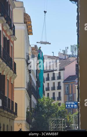 Madrid, 10/07/2025. Hileras Street. Un bâtiment en cours de rénovation s’est effondré, causant plusieurs morts et blessés. Photo : Guillermo Navarro. ARCHDC. Crédit : album / Archivo ABC / Guillermo Navarro Banque D'Images