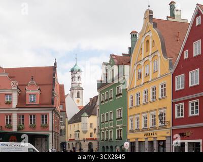 Allemagne, Bavière, Munich, château de Neschwanstein, petite ville de Landsberg am Lech, paysages d'automne et photos de la ville. Mairie, parc, surf, Oktoberfe Banque D'Images