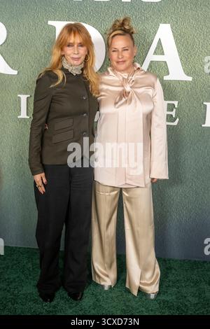 New York, États-Unis. 13 octobre 2025. (G-d) Rosanna Arquette et Patricia Arquette assistent à la création New-yorkaise de Murdaugh : Death in the Family de Hulu au 7 Hudson Square. (Photo de Ron Adar/SOPA images/SIPA USA) crédit : SIPA USA/Alamy Live News Banque D'Images
