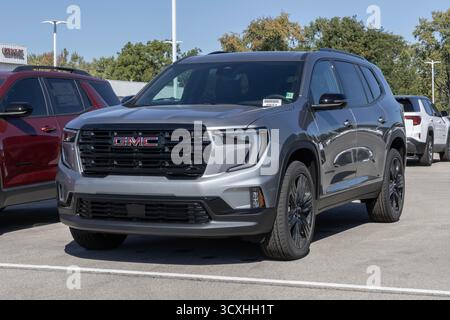 Indianapolis - 12 octobre 2025 : présentation du VUS intermédiaire Acadia Elevation de GMC. GMC offre l'Acadia avec un moteur quatre cylindres turbocompressé de 2,5 L. MY :2026 Banque D'Images