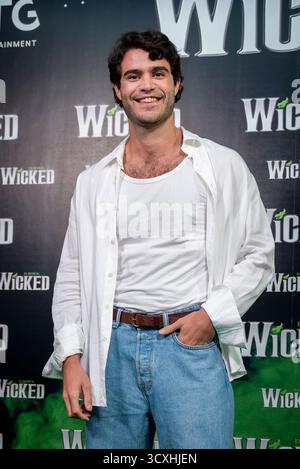 Wicked Premiere, Madrid, Espagne - 08 Oct 2025 Alberto Palau assiste à Wicked Premiere au Nuevo Teatro Alcala le 08 octobre 2025 à Madrid, Espagne crédit : Miguel Escavias/Alfa images/Alamy Live News crédit : Miguel Escavias/Alfa images/Alamy Live News crédit : Miguel Escavias/Alfa images Madrid Nuevo Teatro Alcala Madrid Spain Copyright : x x2025xMiguelxEscavias/AlfaxImagesx Banque D'Images