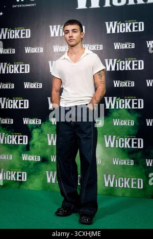 Wicked Premiere, Madrid, Espagne - 08 Oct 2025 Samuel Lopez assiste à Wicked Premiere au Nuevo Teatro Alcala le 08 octobre 2025 à Madrid, Espagne crédit : Miguel Escavias/Alfa images/Alamy Live News crédit : Miguel Escavias/Alfa images/Alamy Live News crédit : Miguel Escavias/Alfa images Madrid Nuevo Teatro Alcala Madrid Spain Copyright : x x2025xMiguelxEscavias/AlfaxImagesx Banque D'Images