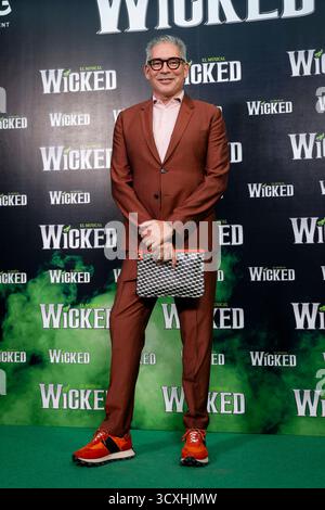 Wicked Premiere, Madrid, Espagne - 08 Oct 2025 Boris Izaguirre assiste à Wicked Premiere au Nuevo Teatro Alcala le 08 octobre 2025 à Madrid, Espagne crédit : Miguel Escavias/Alfa images/Alamy Live News crédit : Miguel Escavias/Alfa images/Alamy Live News crédit : Miguel Escavias/Alfa images Madrid Nuevo Teatro Alcala Madrid Spain Copyright : x x2025xMiguelxEscavias/AlfaxImagesx Banque D'Images