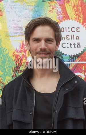 Italie, Rome, 15 octobre 2025. 20ème Festival du film de Rome 2025. Tapis rouge du film 'Squali' (requins) photo : Marc Clotet photo © Fabio Mazzarella/Sintesi/Alamy Live News Banque D'Images