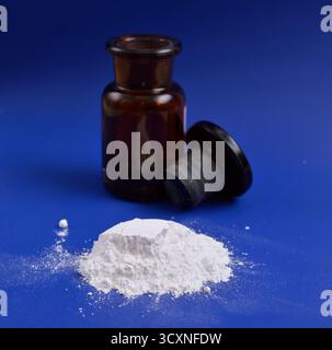 Le stéarate de zinc est un savon de zinc largement utilisé industriellement. Banque D'Images