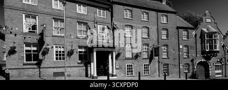 The Castle Hotel, Tamworth Town, Staffordshire, Angleterre, Royaume-Uni Banque D'Images
