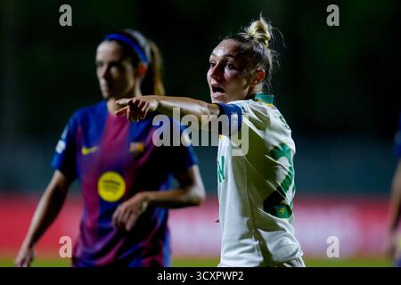 Rome, Italie. 15 octobre 2025. Giada Greggi de l'AS Roma Gestures lors du match MD2 de l'UEFA Champions League féminin entre L'AS Roma et le FC Barcelone au Stadio Tre Fontane le 15 octobre 2025 à Rome, Italie. Crédit : Giuseppe Maffia/Alamy Live News Banque D'Images