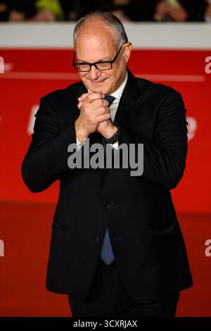 Rome, Italie. 15 octobre 2025. Le Major de Rome Roberto Gualtieri assiste au tapis rouge d'ouverture 'la Vita va Cosi' pendant le 20ème Festival du film de Rome à l'Auditorium Parco della Musica à Rome (Italie), le 15 octobre 2025. Crédit : Insidefoto/Alamy Live News Banque D'Images