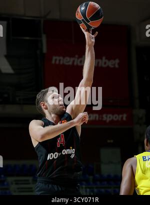 Belgrade, Serbie. 16 octobre 2025. Sasha Vezenkov de l'Olympiacos lors du match de basket-ball Euroleague entre le Maccabi tel-Aviv et l'Olympiacos le 16 octobre. 2025. À Belgrade (Serbie). (Photo de Pedja Milosavljevic/STARSPORT ©) Banque D'Images