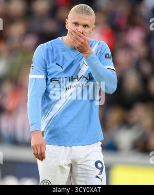 Londres, Royaume-Uni. 05 octobre 2025. Brentford v Manchester City - premier League - Gtech Community Stadium - Londres. Erling Haaland de Manchester City. Crédit photo : Mark pain / Alamy Live News Banque D'Images