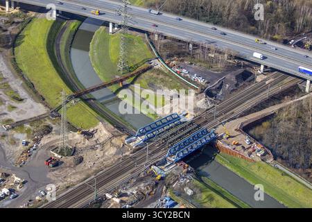 Vue aérienne, nouvelle construction, pont ferroviaire d'insertion sur l'Emscher, autoroute A42, Sterkrade, Oberhausen, Ruhr Rhénanie du Nord-Westphalie, germe Banque D'Images