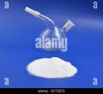 L'acide fumarique est un composé organique de formule HO2CCH-CHCO2H Banque D'Images