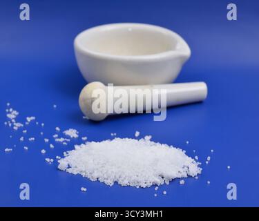 Hydroxyde de sodium, également connu sous le nom de lessive et soude caustique Banque D'Images