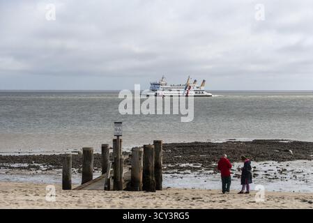 Ferry du Wyker Dampfschiffs-Reederei (W.D.R.), Frise du Nord, Wyk, Foehr Island, Schleswig-Holstein, Allemagne Banque D'Images