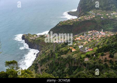 Côte volcanique de Faial à Madère, Portugal Banque D'Images