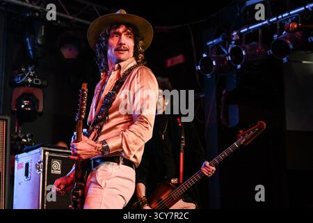 Justin Hawkins des ténèbres lors du concert « Dreams on Toast » Tour 2025 !, au Oriom Live Club, le 17 octobre 2025 à Ciampino, Rome, Italie. Banque D'Images