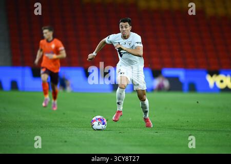 Brisbane, Australie. 17 octobre 2025. Chris Ikonomidis du MacArthur FC vu en action lors du match Brisbane Roar vs MacArthur au Suncorp Stadium. Note finale : Brisbane Roar 1 : 0 MacArthur FC crédit : SOPA images Limited/Alamy Live News Banque D'Images