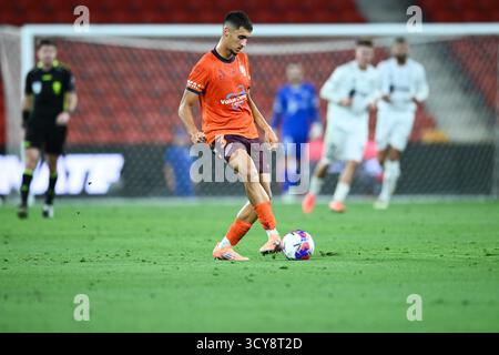Brisbane, Australie. 17 octobre 2025. Dimitrios Valkanis de Brisbane Roar vu en action lors du match Brisbane Roar vs MacArthur au Suncorp Stadium. Note finale : Brisbane Roar 1 : 0 MacArthur FC crédit : SOPA images Limited/Alamy Live News Banque D'Images