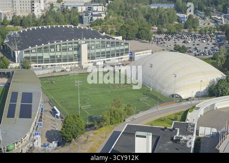 Stade de football Toeoeloe 6 et salle de hockey sur glace Helsingin Jaehalli, Helsinki, Finlande Banque D'Images