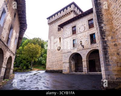 Palacio y Torres de Ayala. D'Álava. España Banque D'Images