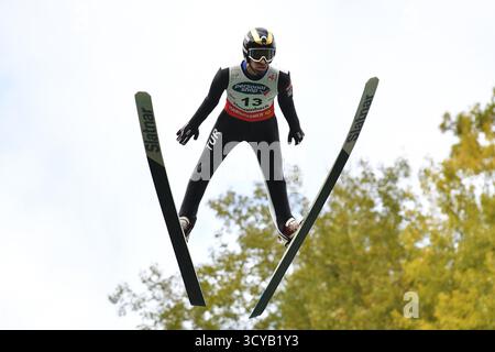 Eferding, Autriche. 18 octobre 2025. EFERDING, AUTRICHE - 18 OCTOBRE : la turque Fatih Arda Ipcioglu participe au HS 90 féminin à la Coupe du monde de saut à ski Viessmann FIS Hinzenbach à Energie AG Skisprungarena le 18 octobre 2025 à Eferding, Autriche 251018 SEPA 24 050 - 20251018 PD4328 crédit : APA-PictureDesk/Alamy Live News Banque D'Images