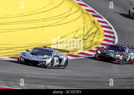 82 ANDRADE Rui (ang), EASTWOOD Charlie (irl), KOIZUMI Hiroshi (jpn), TF Sport, Chevrolet Corvette Z06 GT3.R, LMGT3, action pendant les 4 heures de Portimao, 6ème manche de la European le Mans Series 2025 sur l'Autodromo Internacional do Algarve du 16 au 18 octobre 2025 à Portimao, Portugal Banque D'Images