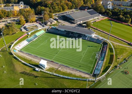 Elsinore, Danemark. 18 octobre 2025. Helsingor Stadion vu des airs avant le match de Betinia Liga entre Hillerod Fodbold et Hvidovre à Elsinore. Crédit : Gonzales photo/Alamy Live News Banque D'Images