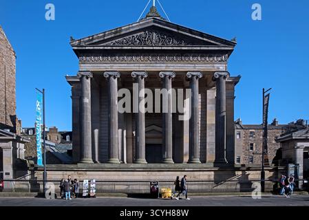 Le Surgeons' Hall d'Édimbourg, conçu par William Playfair, est le siège du Royal College of Surgeons d'Édimbourg. Banque D'Images